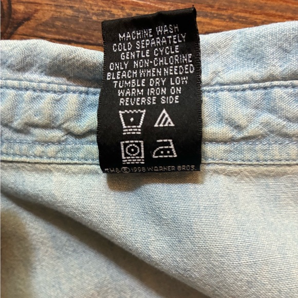 Vintage 1996 Warner Bros Looney Tunes Denim Shirt L Marvin the Martian Bugs - Picture 9 of 15